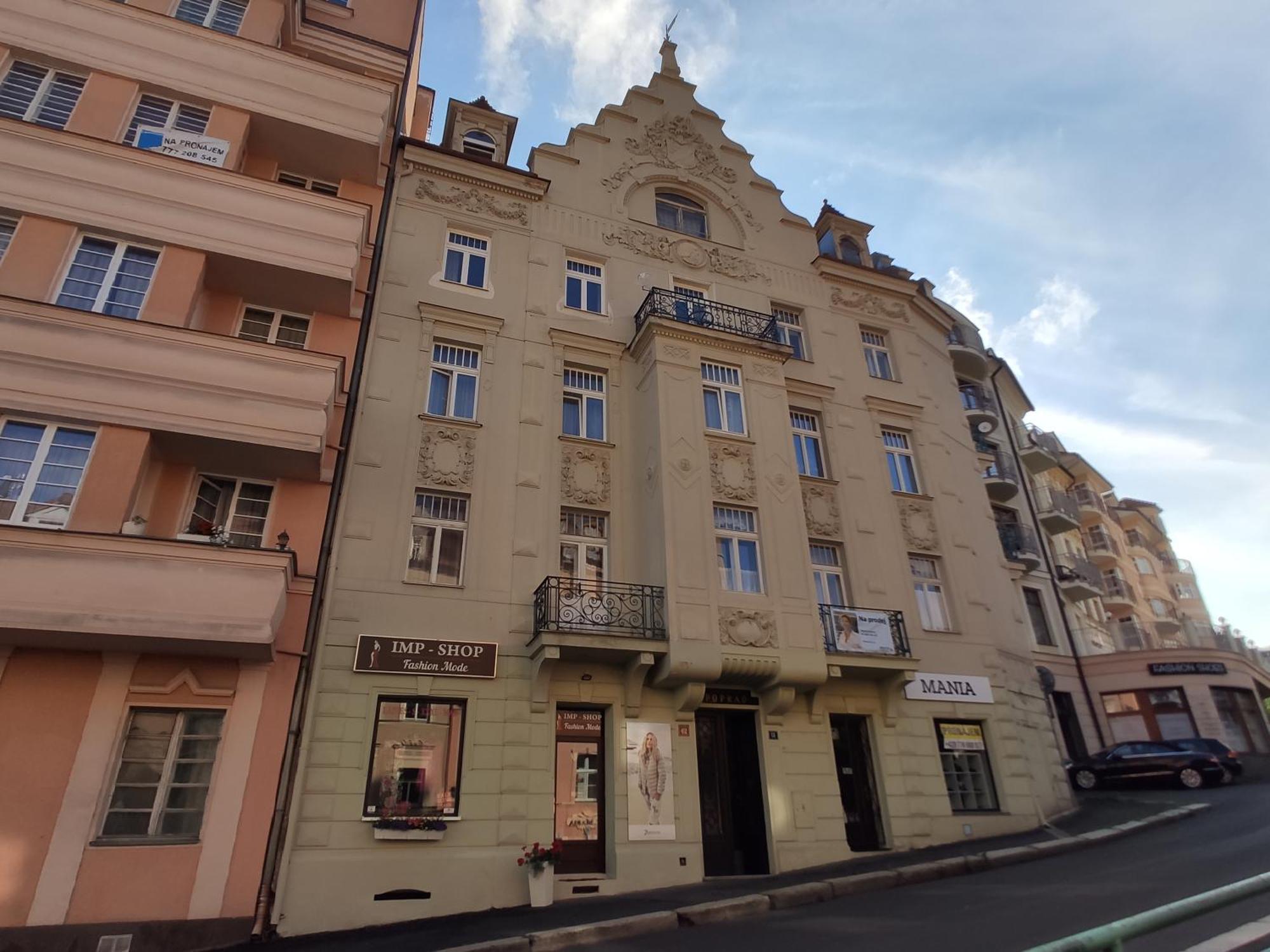 Apartman 63M2 S Balkonem V Lazenskem Centru Карловы Вары Экстерьер фото