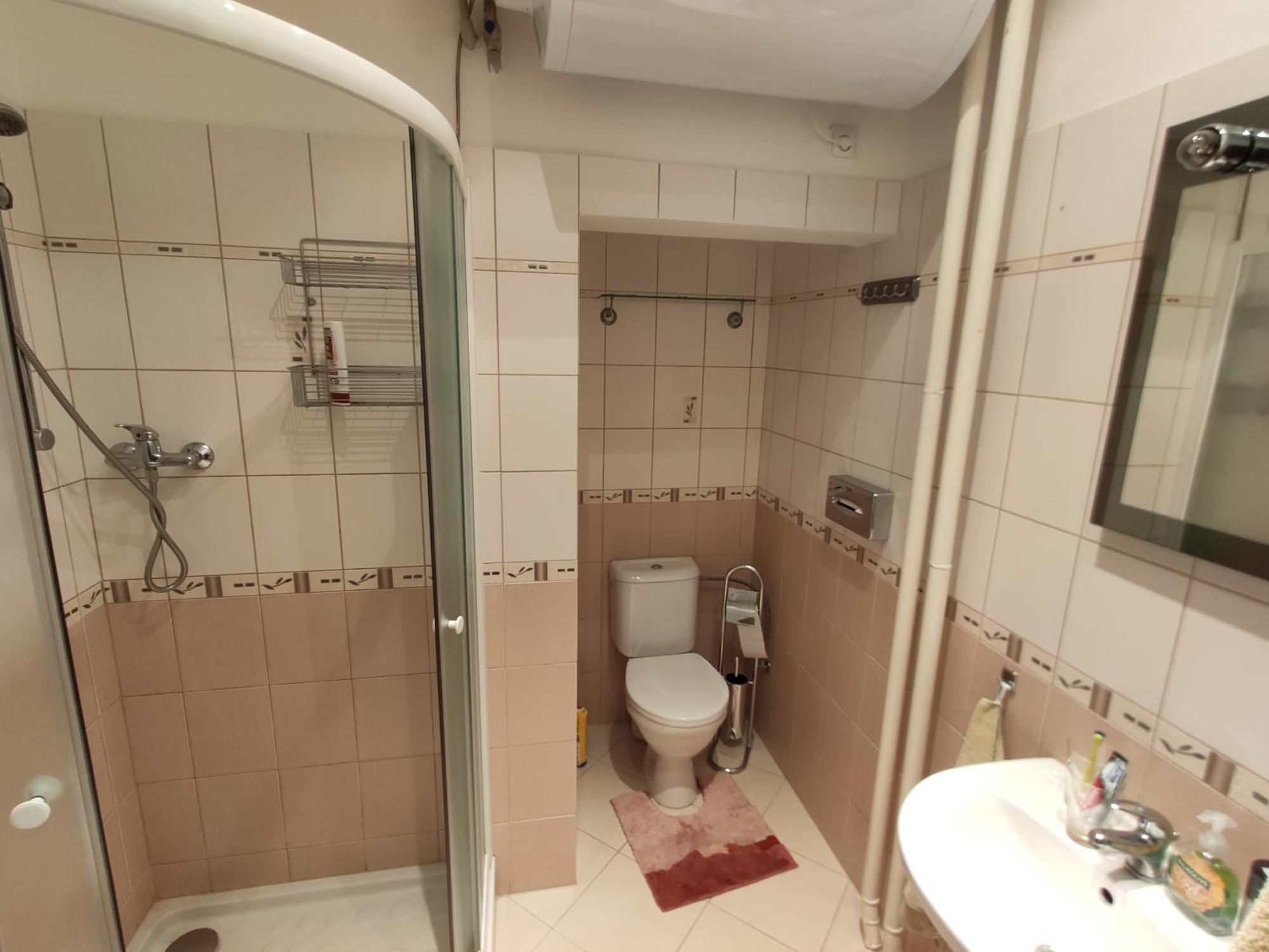Apartman 63M2 S Balkonem V Lazenskem Centru Карловы Вары Экстерьер фото